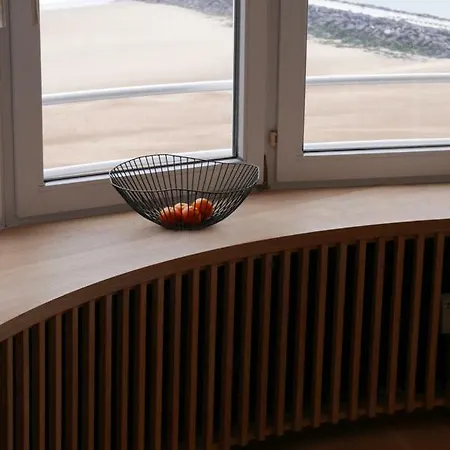 아파트 Met Zeezicht *